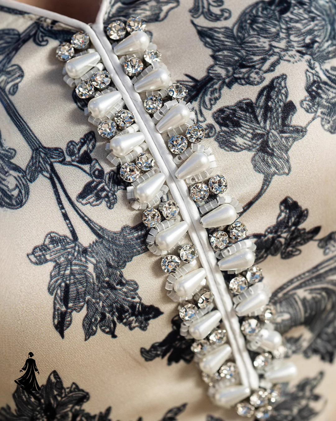 Lovely V‑Neck Satin Printed Muslim Dress – Chic & Sweet